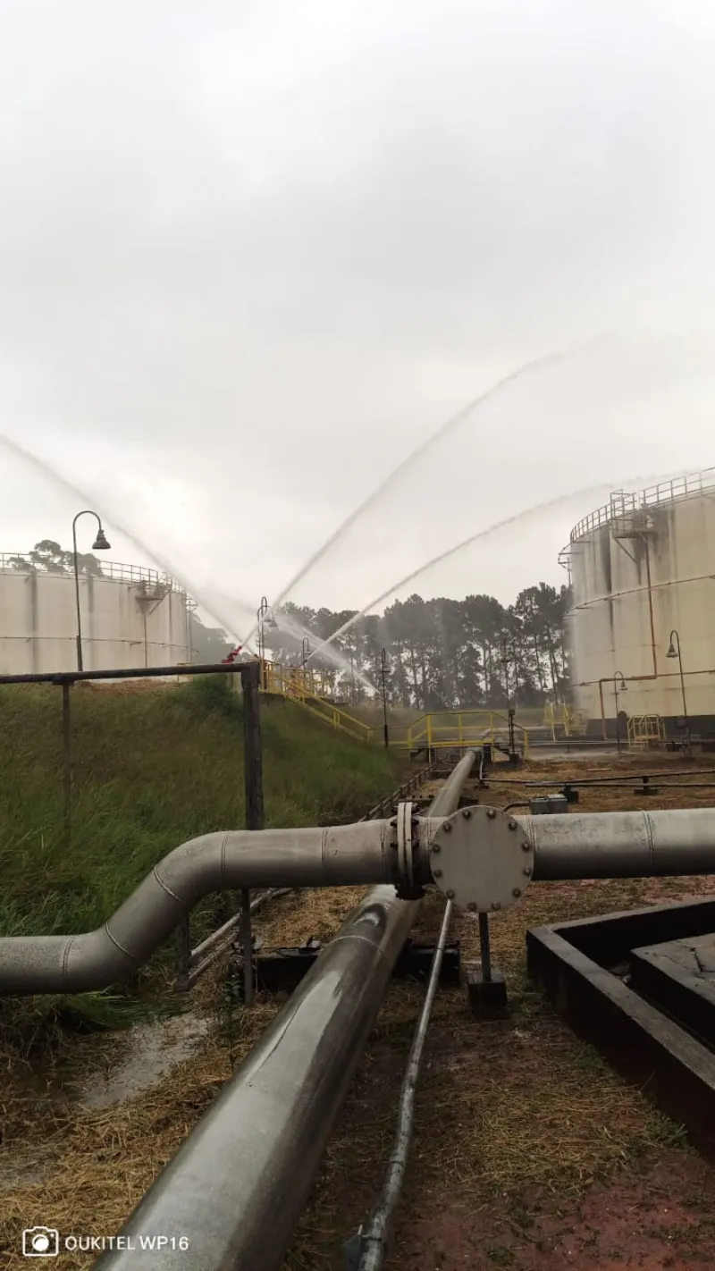 Sistema de pressurização de incêndio